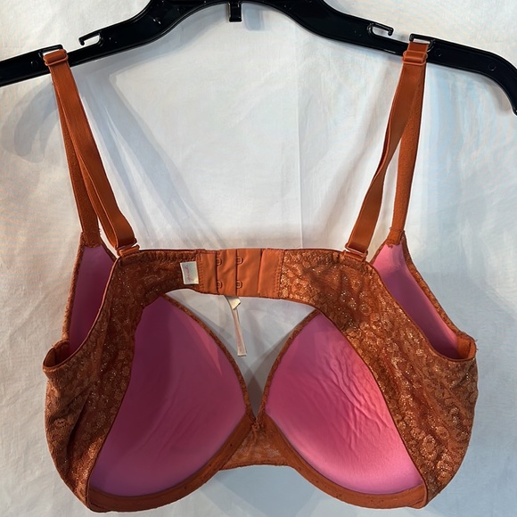 Lace Pink Victoria Secret Push Up Bra 36DD - Picture 2 of 5